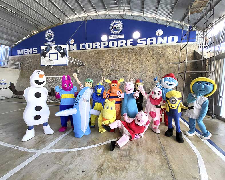 DIVERTIDO FESTIVAL NAVIDEÑO REALIZA EL INSTITUTO JAIME TORRES BODET