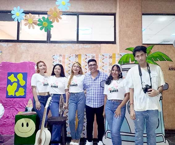 TIERRA DE EMPRENDEDORES EN LA UNIVERSIDAD AMERICANA DE ACAPULCO