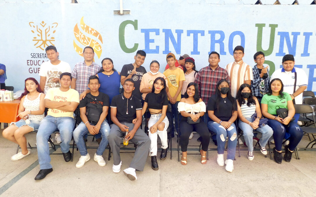 CELEBRAN EL DÍA DEL ESTUDIANTE EN CU RHEMA